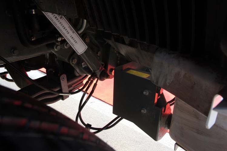 ͼ85-SITRAK C7H 320 6X4 ZZ4256N324MD1Bǣ