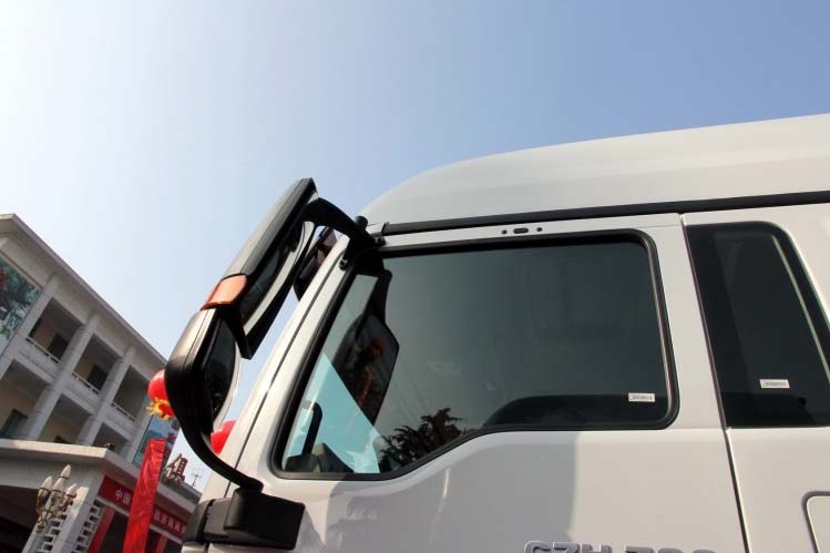 ͼ109-SITRAK C7H 320 6X4 ZZ4256N324MD1Bǣ