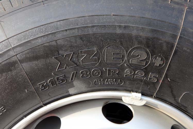 ͼ36-SITRAK C7H 440 6X4 ZZ4256V324HD1Bǣ