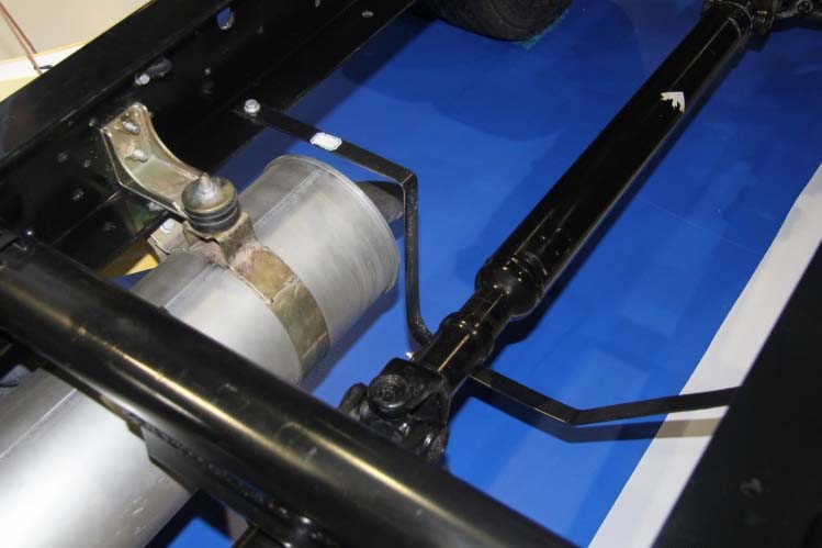 ���ͼ29-��ά����Խ C300 140���� 4X2���Ῠ