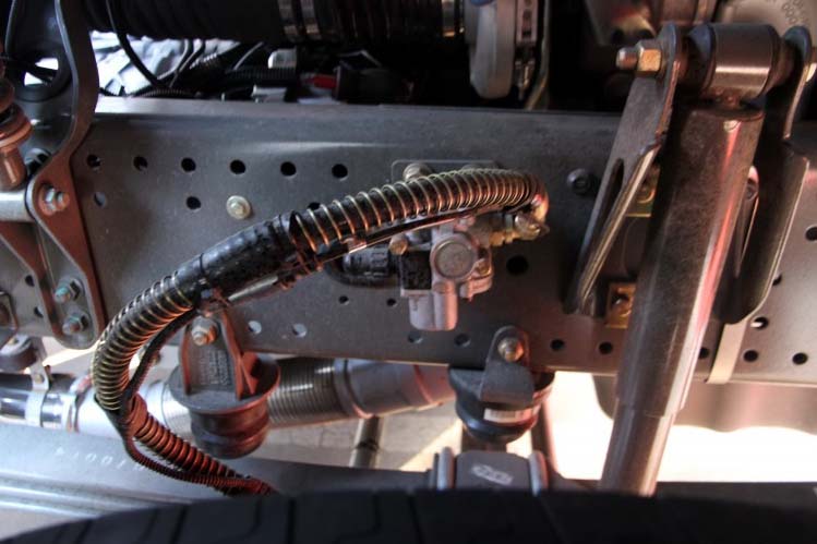 ���ͼ86-����SITRAK C7H 360���� 6X4 ZZ4256N324MD1B��ǣ����