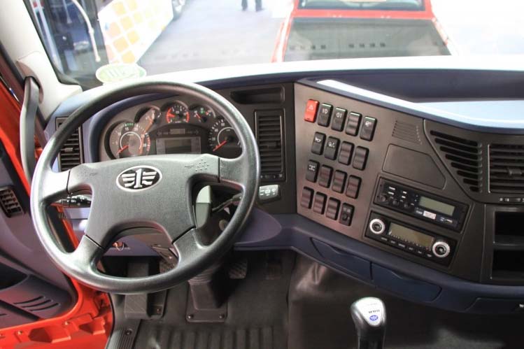 ���ͼ29-���J6H 420���� 6X4 (2011��ȫ���߶�) CA4250P66K24T1A3HE��ǣ����