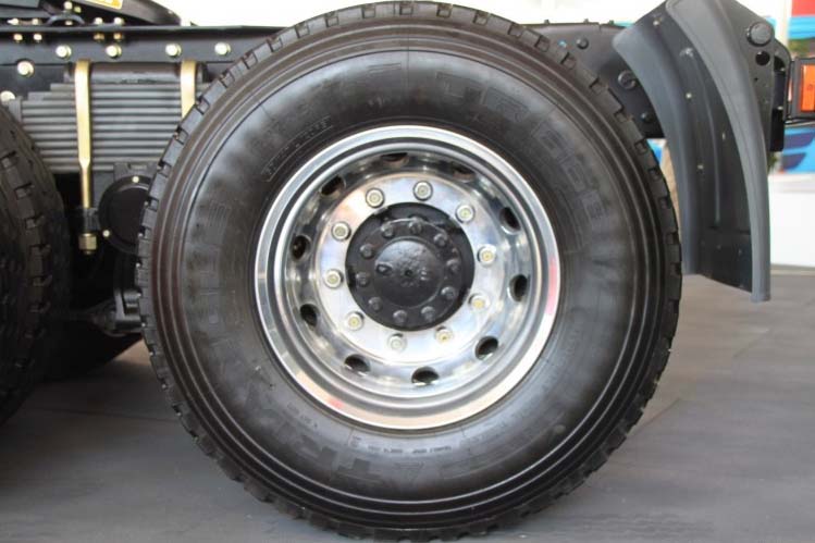 ���ͼ56-���J6H 420���� 6X4 (2011��ȫ���߶�) CA4250P66K24T1A3HE��ǣ����