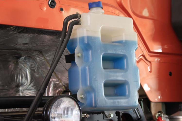 ���ͼ63-���J6H 420���� 6X4 (2011��ȫ���߶�) CA4250P66K24T1A3HE��ǣ����