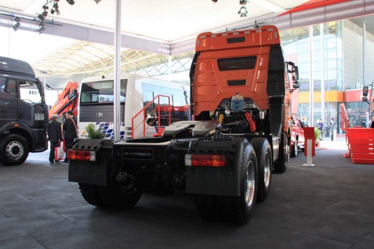 ���ͼ83-���J6H 420���� 6X4 (2011��ȫ���߶�) CA4250P66K24T1A3HE��ǣ����