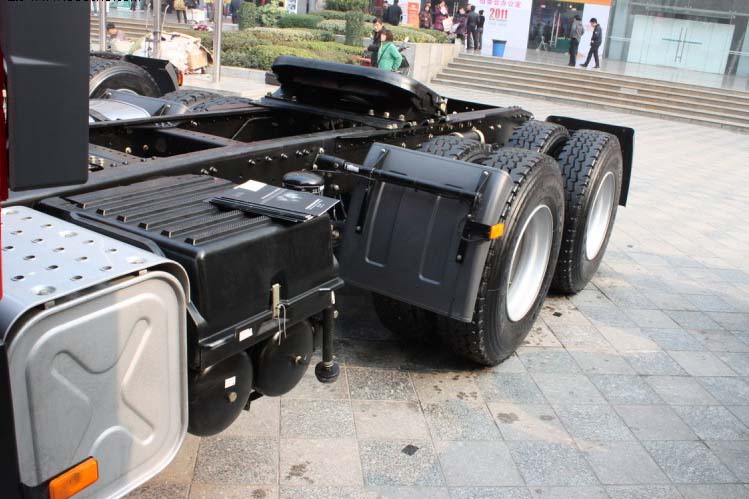 ���ͼ27-���J6P 350���� 6X4 (2011��AMT) CA4250P66K2T1A1HE��ǣ����