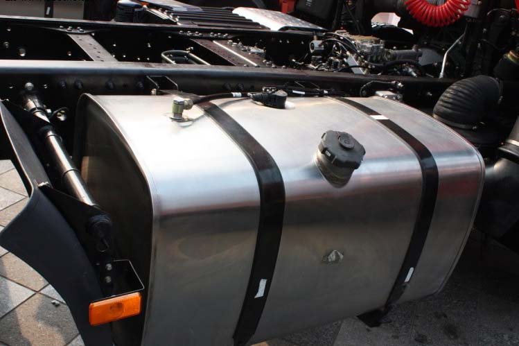 ���ͼ25-���J6P 350���� 6X4 (2011��AMT) CA4250P66K2T1A1HE��ǣ����