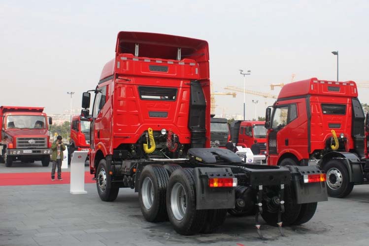 ���ͼ32-���J6P 350���� 6X4 (�߶���ʻ��) CA4250P66K2T1A1EX��ǣ����