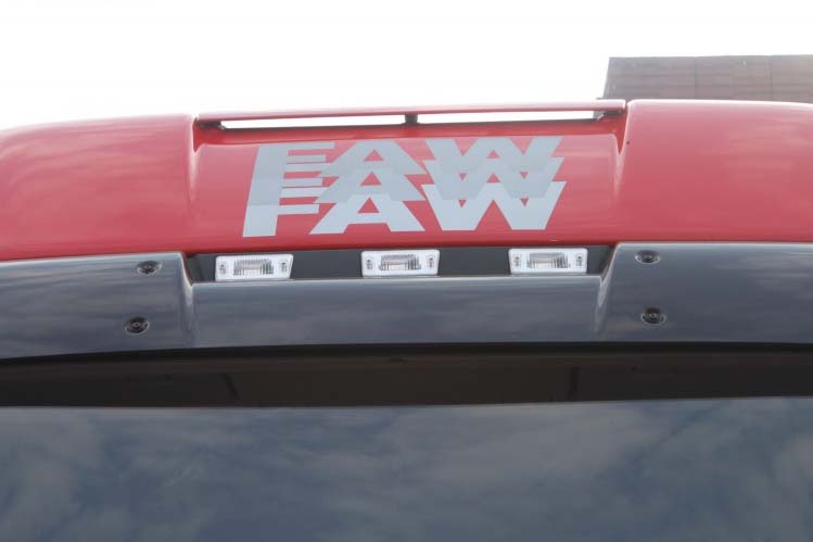 ���ͼ19-���J6P 350���� 6X4 CA4250P66K2T1A1EX��ǣ����