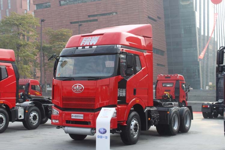 ���ͼ37-���J6P 350���� 6X4 CA4250P66K2T1A1EX��ǣ����