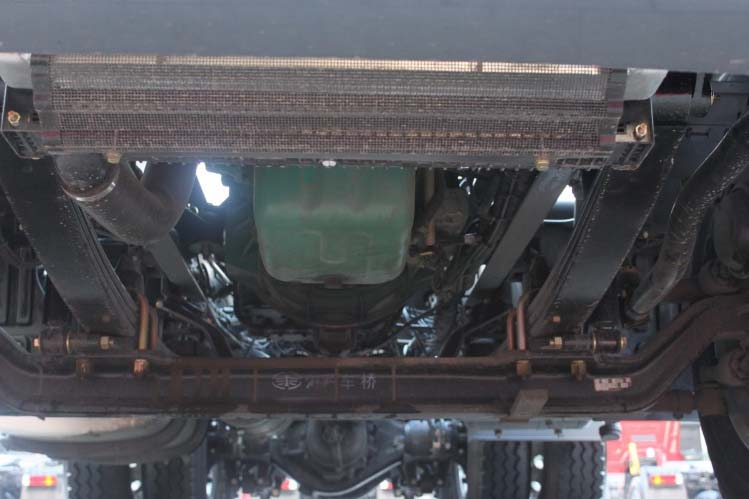 ͼ16-J6P 370 6X4 CA4250P66K24T1A1EXǣ