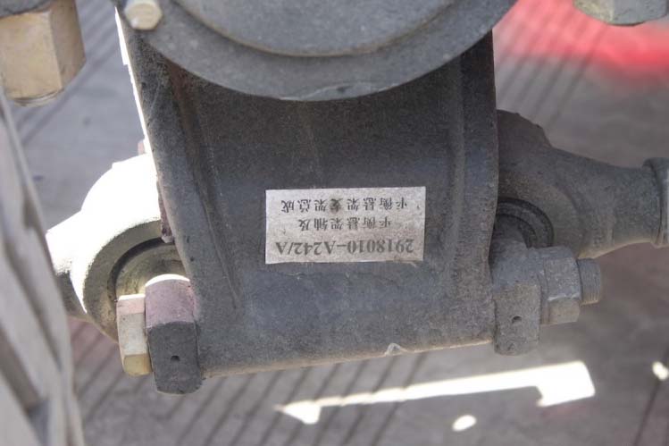 ���ͼ29-���J6P 390���� 6X4 CA4250P66K24T1A1EX��ǣ����