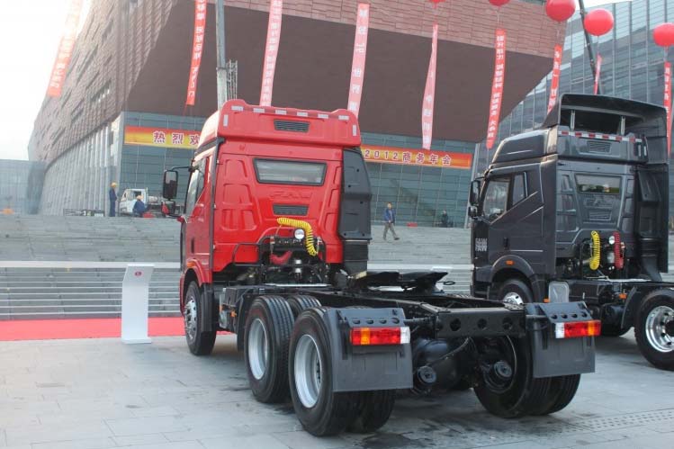 ���ͼ30-���J6P 390���� 6X4 (������)CA4250P66K24T1E��ǣ����