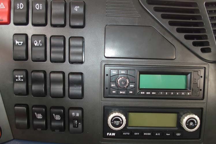 ���ͼ23-���J6P 420���� 6X4 (55��������) CA4250P66K24T1A3HE��ǣ����