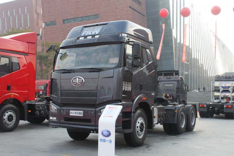 ���ͼ42-���J6P 420���� 6X4 CA4250P66K24T1A1EX��ǣ����