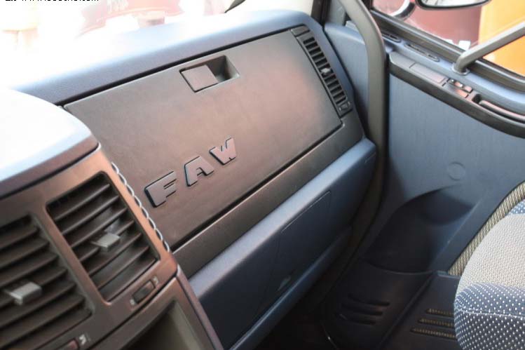 ���ͼ11-���J6P 420���� 6X4 CA4250P66K24T1E��ǣ����