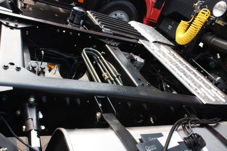 ���ͼ16-���J6P 420���� 6X4 CA4250P66K24T1E��ǣ����