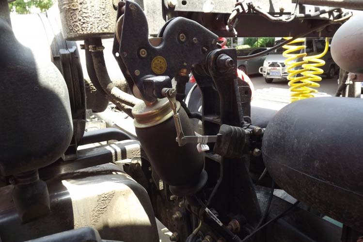 ���ͼ29-���J6 420���� 6X4 ȫ��ʽ CA4250P66K24T1A1HE��ǣ����