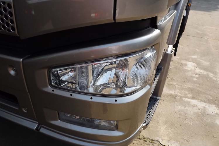 ���ͼ38-���J6 370���� 6X4 CA4250P66K24T1A3HE��ǣ����