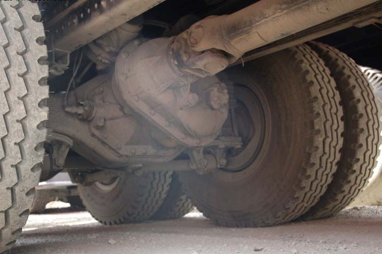���ͼ46-���J6P 330���� 8X4 CA3310P66K2L6T4E����ж��