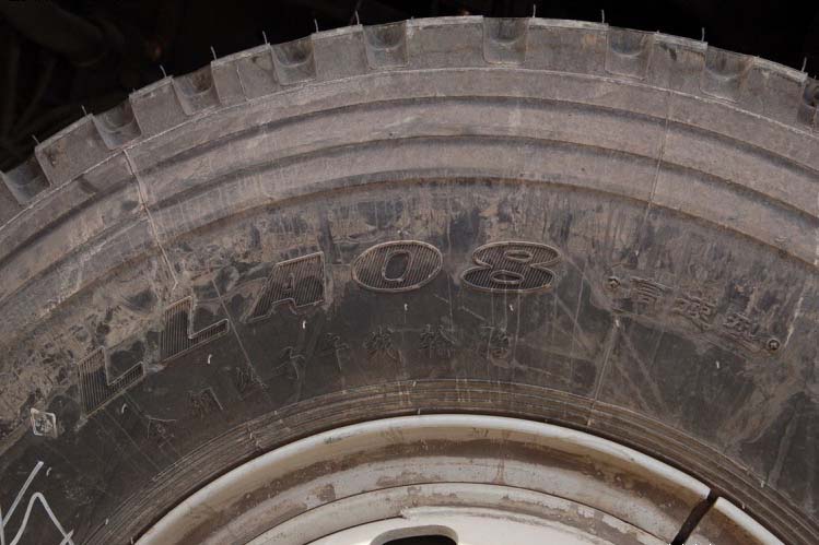 ���ͼ75-���J6P 330���� 8X4 CA3310P66K2L6T4E����ж��