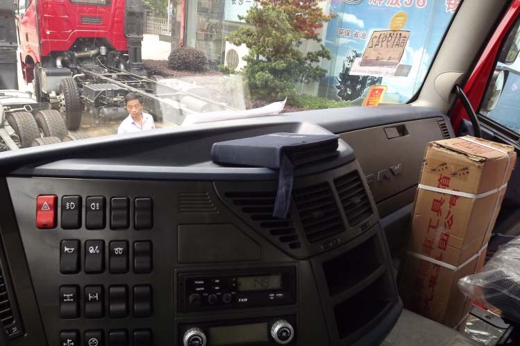 ͼ7-J6 350 6X4 (ƽͷ) CA3250P66K2L1T1A1Eж