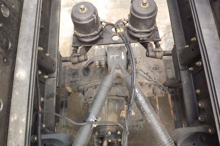 ���ͼ48-���J6 350���� 6X4 (ƽͷ) CA3250P66K2L1T1A1E����ж��