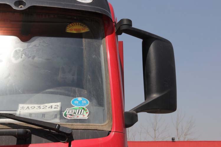 ���ͼ31-�������(J5P) 280���� 6X4 (����) CA3252P2K2L1T1E����ж��