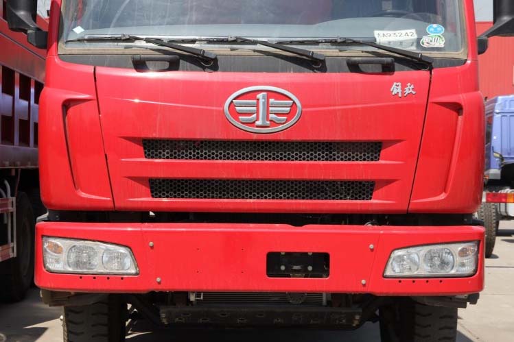 ���ͼ33-�������(J5P) 280���� 6X4 (����) CA3252P2K2L1T1E����ж��