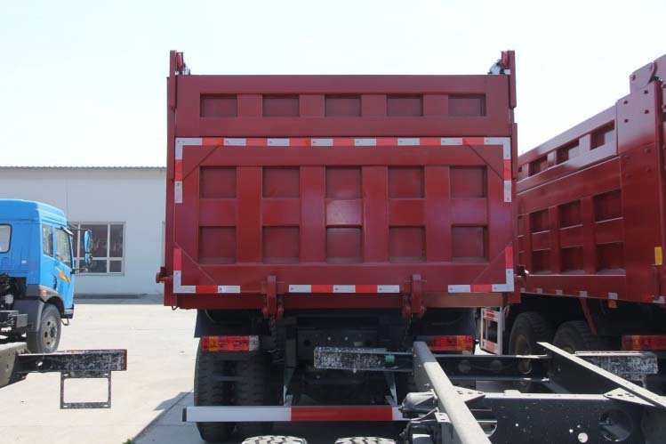 ���ͼ37-�������(J5P) 280���� 6X4 (����) CA3252P2K2L1T1E����ж��