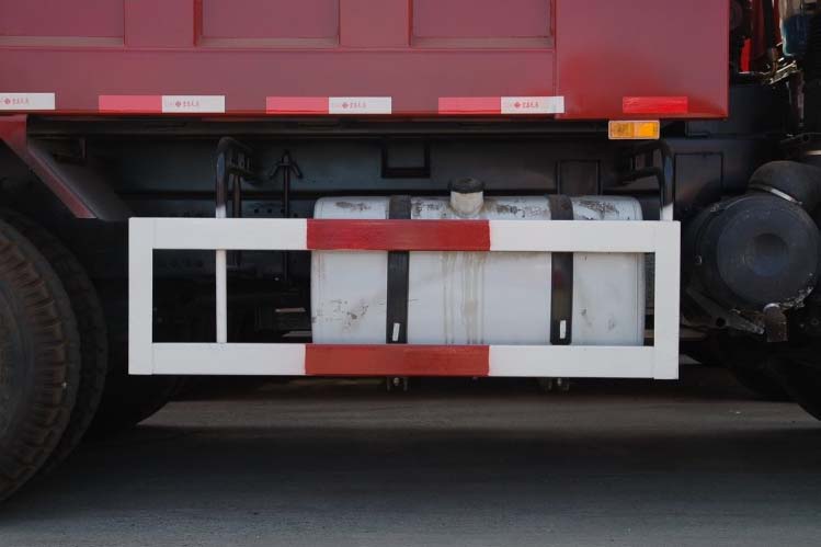 ���ͼ15-�������(J5P) 350���� 6X4 CA3252P2K2L1T1E����ж��