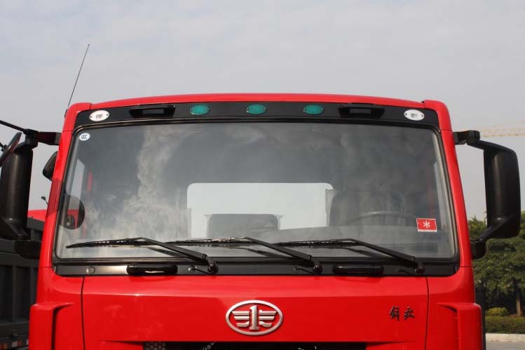 ���ͼ23-�������(J5M) 260���� 8X4 CA3313P7K1T4A1E����ж��