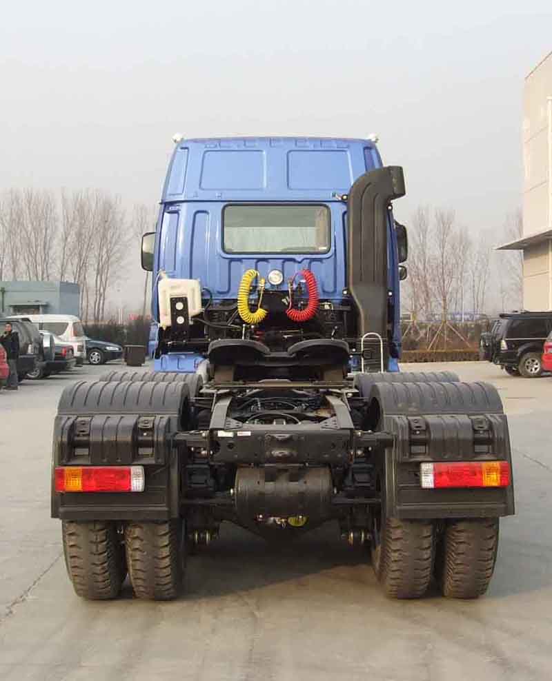 ���ͼ2-����ŷ��CTX-9 420���� 6X4 ������ BJ4253SMFKB-S2��ǣ����