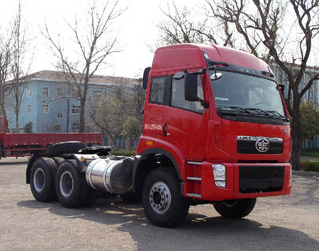 ���ͼ1-����´����ؿ� 350���� 6X4 �Զ��� (CA4258P2K2T1EA81)��ǣ����