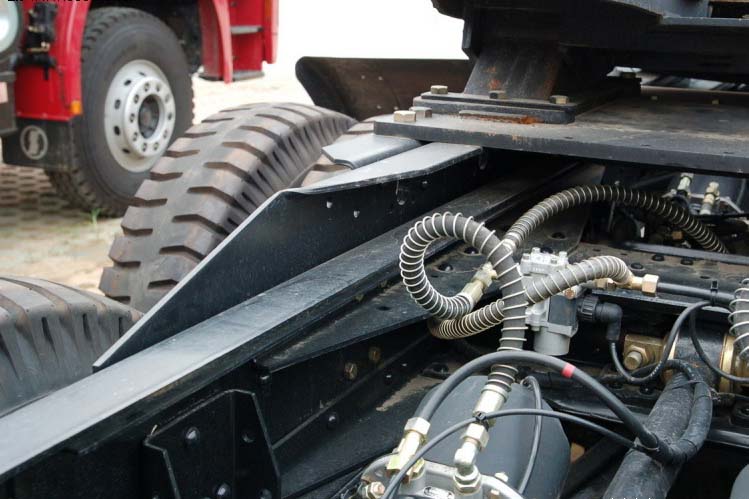 ���ͼ70-�������� 336���� 6X4 �г��߶� SX4255TT294��ǣ����