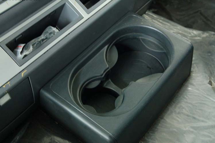 ���ͼ25-��������F2000 290���� 4X2 �߶�˫���� SX4185NM351��ǣ����