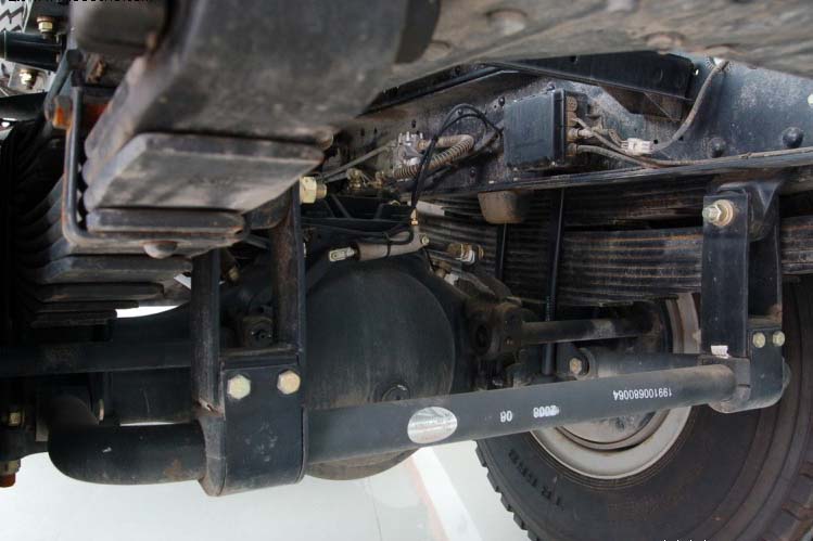 ���ͼ60-��������F2000 290���� 4X2 �߶�˫���� SX4185NM351��ǣ����