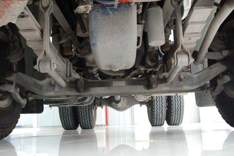 ���ͼ66-��������F2000 290���� 4X2 �߶�˫���� SX4185NM351��ǣ����