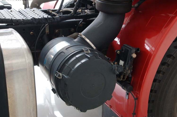 ���ͼ73-��������F2000 290���� 4X2 �߶�˫���� SX4185NM351��ǣ����