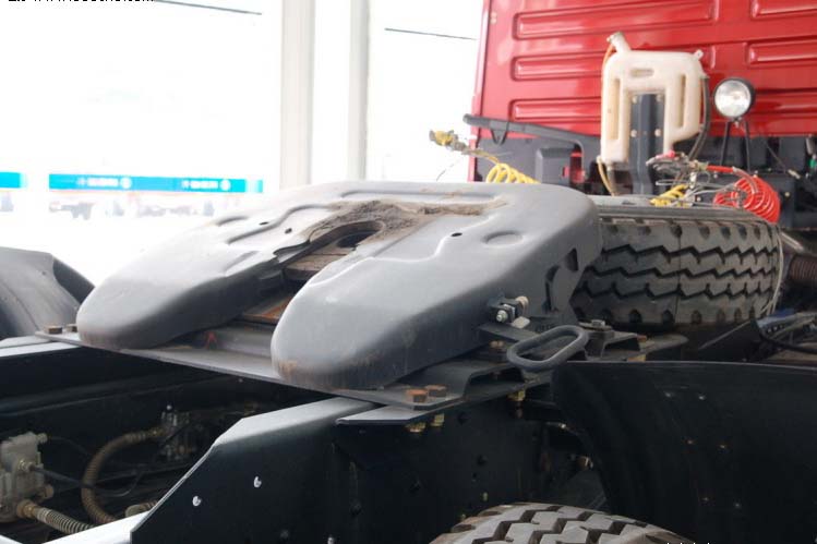 ���ͼ76-��������F2000 290���� 4X2 �߶�˫���� SX4185NM351��ǣ����