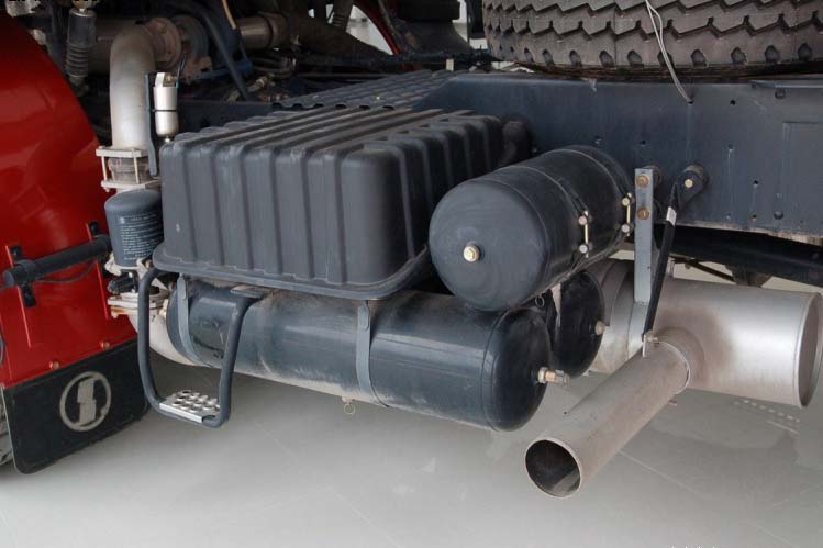 ���ͼ84-��������F2000 290���� 4X2 �߶�˫���� SX4185NM351��ǣ����