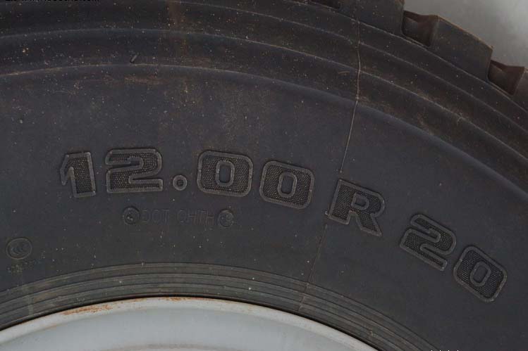 ���ͼ87-��������F2000 290���� 4X2 �߶�˫���� SX4185NM351��ǣ����
