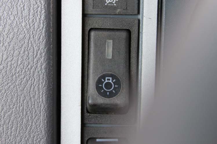 ���ͼ51-��������F2000 310���� 6X4 SX3255DN384C����ж��