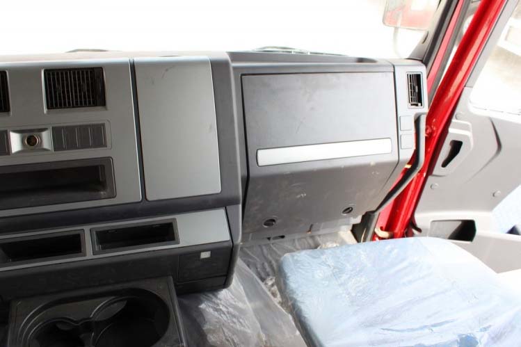 ���ͼ54-��������F2000 310���� 6X4 SX3255DN384C����ж��