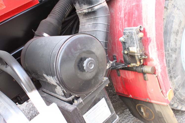 ���ͼ71-��������F2000 310���� 6X4 SX3255DN384C����ж��