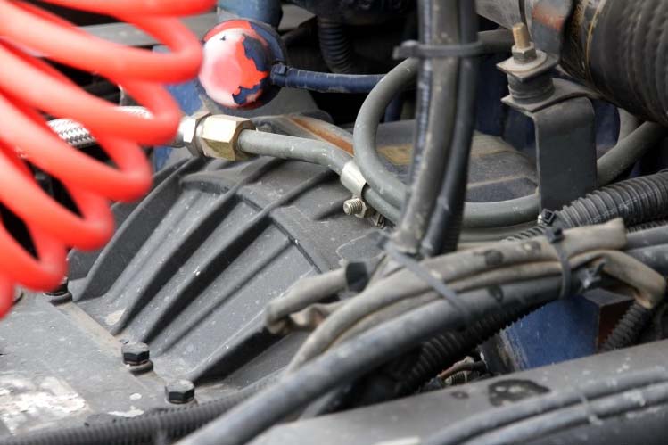 ���ͼ22-��������F2000 336���� 4X2 �߶� SX4185NP351��ǣ����