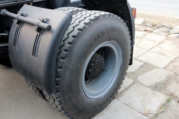 ���ͼ27-��������F2000 336���� 4X2 �߶� SX4185NP351��ǣ����