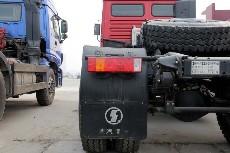 ���ͼ37-��������F2000 336���� 4X2 �߶� SX4185NP351��ǣ����