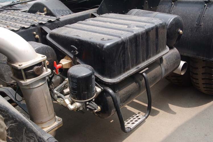 ���ͼ9-��������F2000 336���� 6X2 �ӳ��߶� ��ǿ�� SX4205NR279��ǣ����