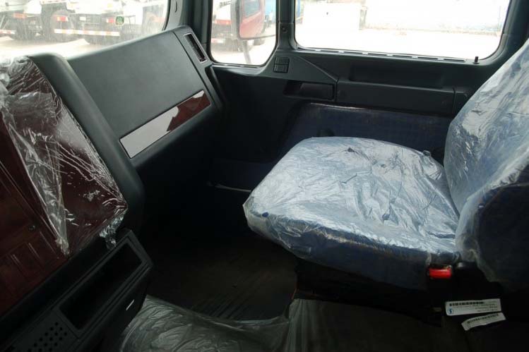 ���ͼ21-��������F2000 336���� 6X2 �ӳ��߶� ��ǿ�� SX4205NR279��ǣ����